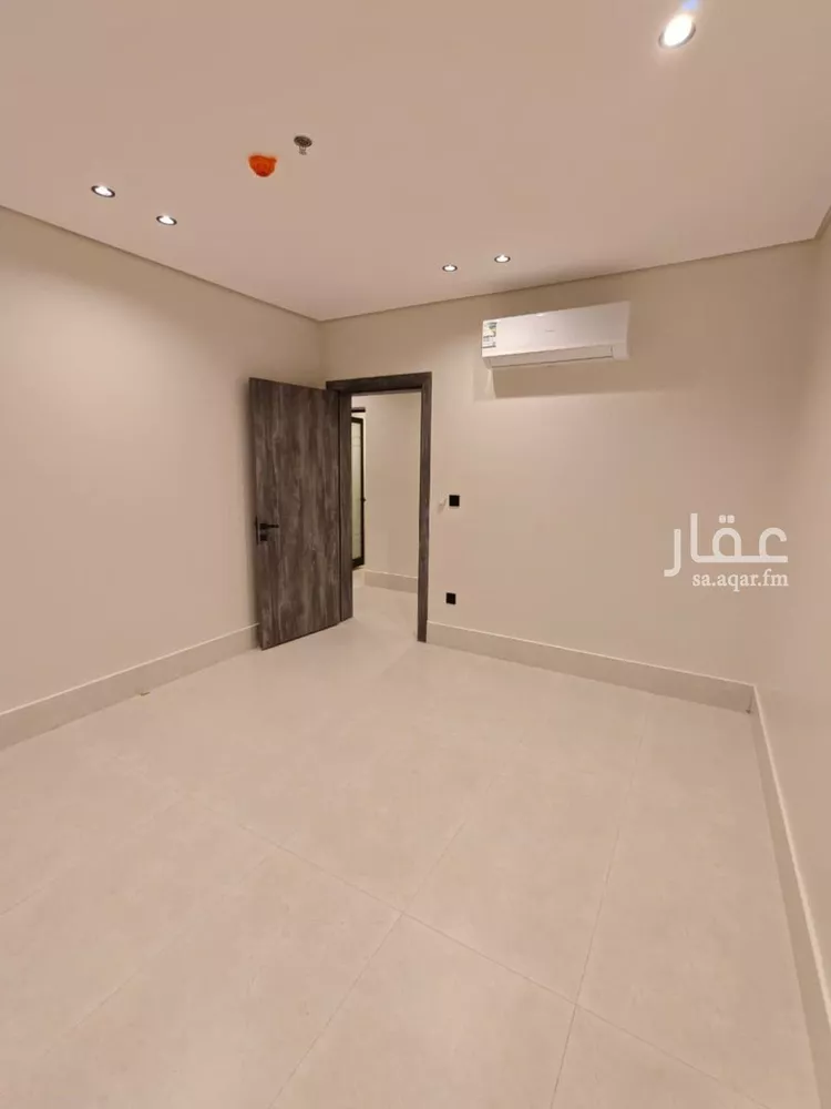 شقة للبيع في شارع الخليل بن احمد, حي الزهور, مدينة الدمام, المنطقة الشرقية صورة 3