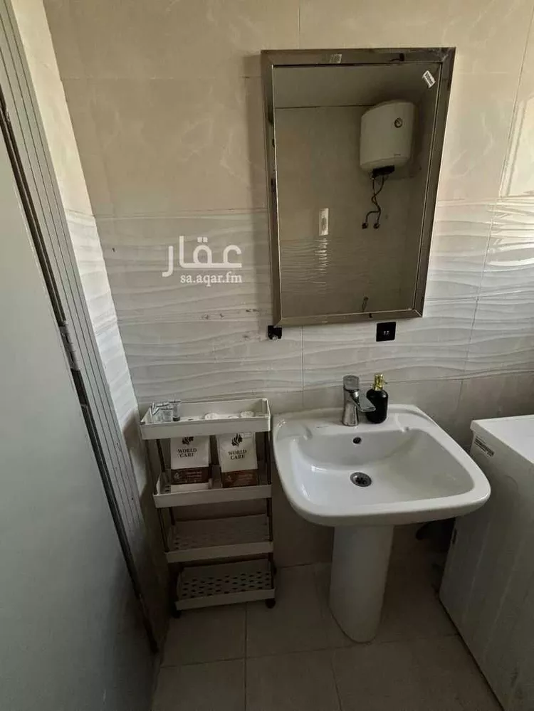 شقة للإيجار في شارع ابي بن معاذ الانصاري ، حي الربيع ، الرياض ، منطقة الرياض 7