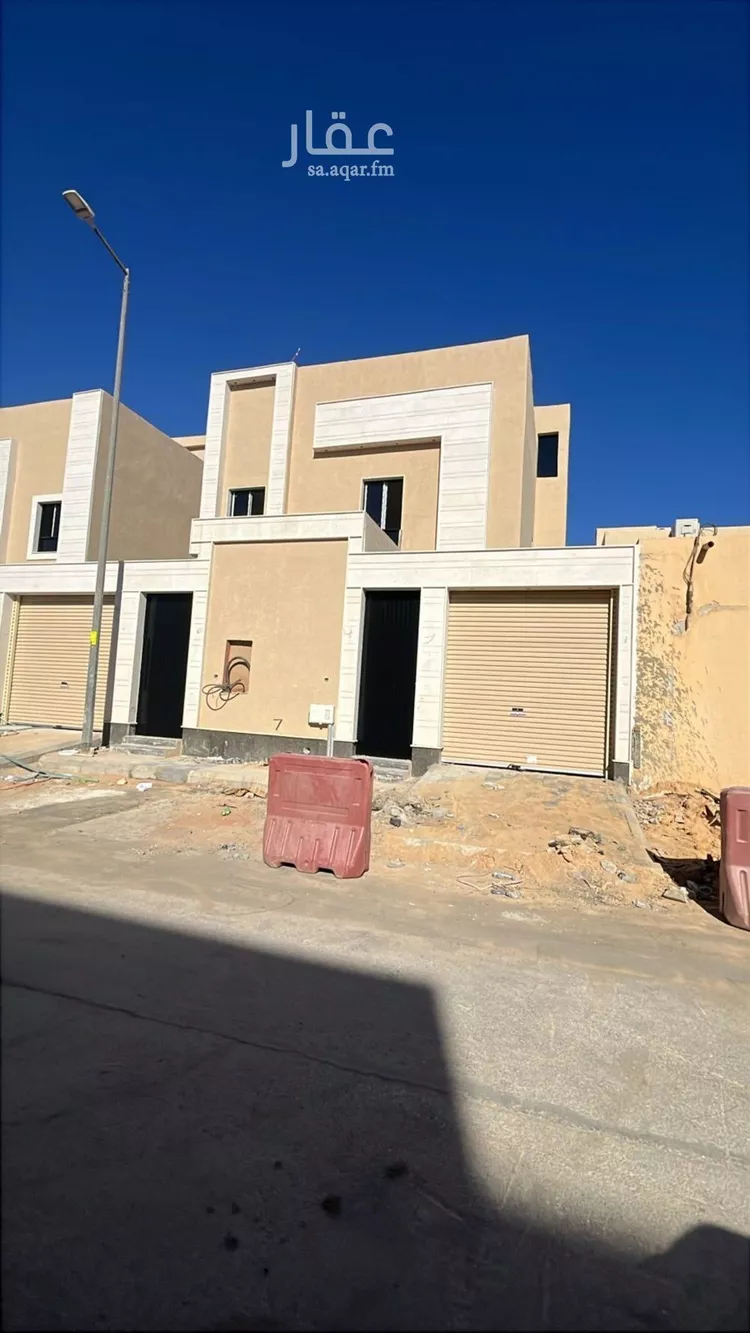 دور للبيع في شارع المحرق, حي الحزم, مدينة الرياض, منطقة الرياض