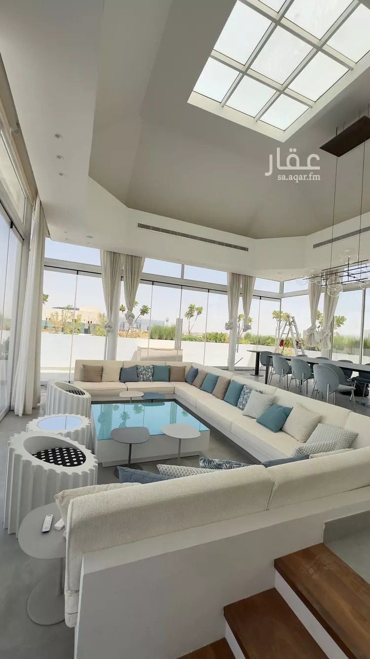 فيلا للإيجار في شارع مكة المكرمة الفرعي, حي الضباط, مدينة الرياض, منطقة الرياض