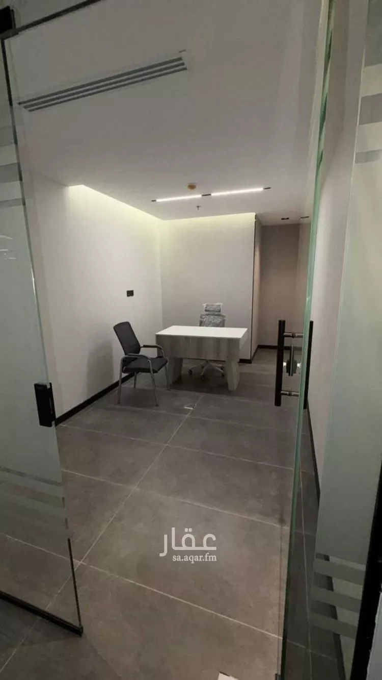 Commercial Office for Rent in Riyadh Al Malqa 15