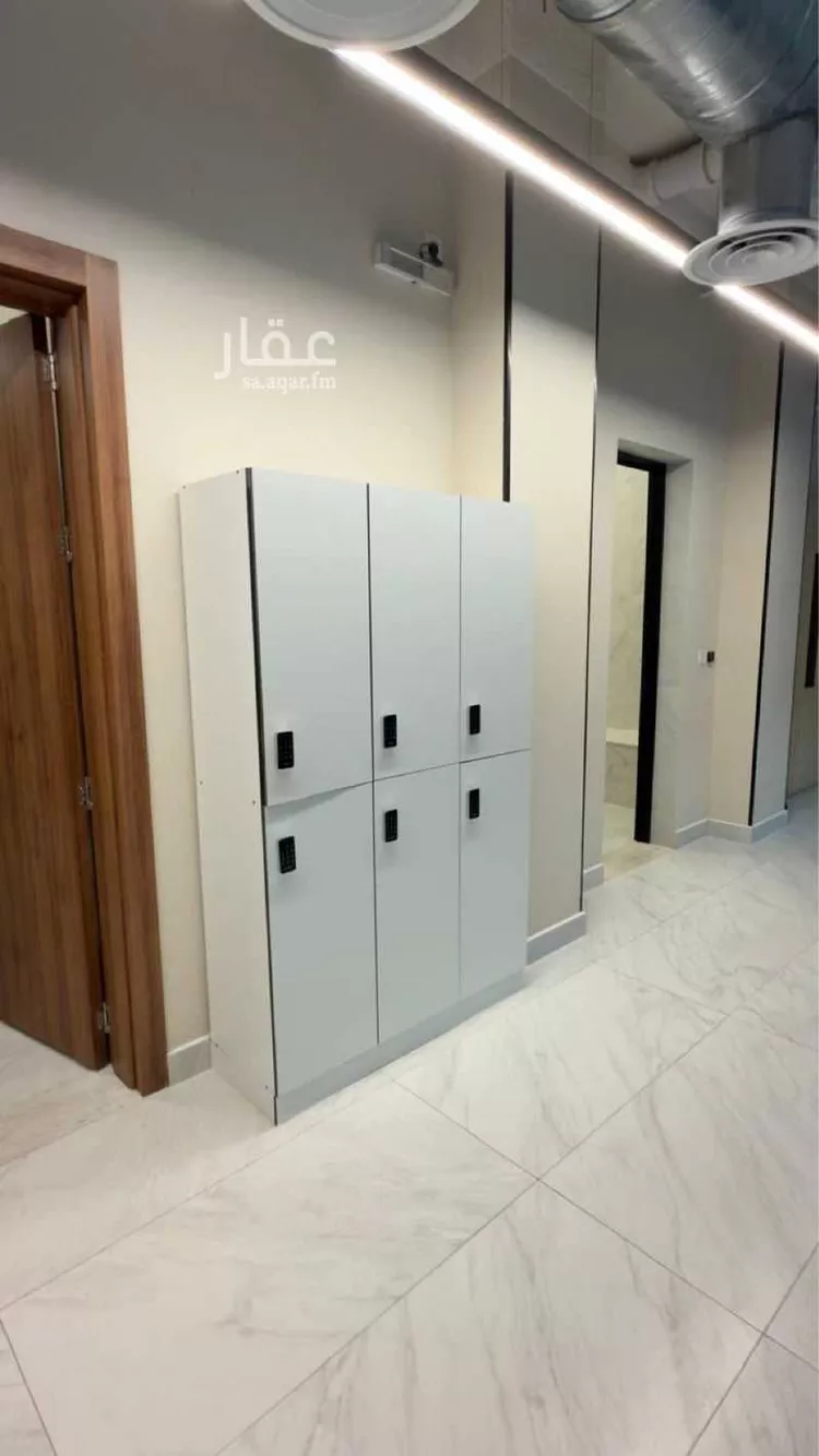 شقة للإيجار في شارع طارق بن شهاب, حي العارض, مدينة الرياض, منطقة الرياض 7
