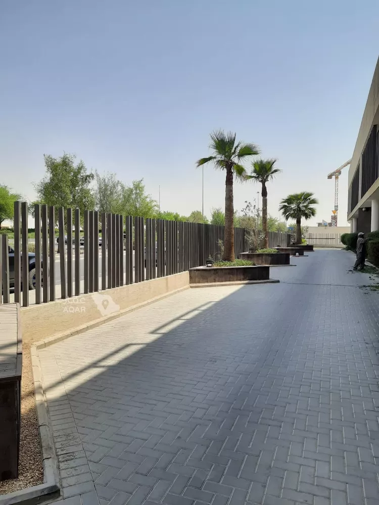 مكتب تجاري للإيجار في شارع الملك خالد ابن عبدالعزيز سعود, حي العاصمة, مدينة الدرعية, منطقة الرياض 6
