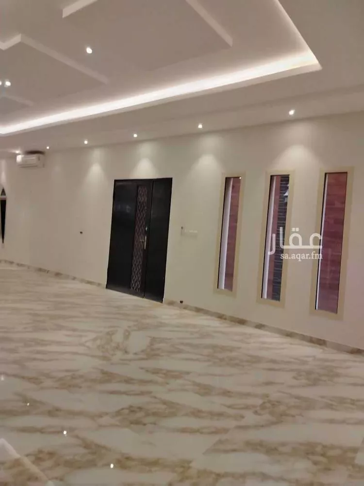 فيلا للبيع في شارع عبدالصمد بن محمد, حي العارض, مدينة الرياض, منطقة الرياض صورة 3