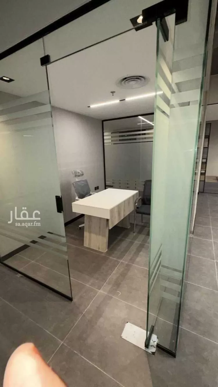 Commercial Office for Rent in Riyadh Al Malqa 20