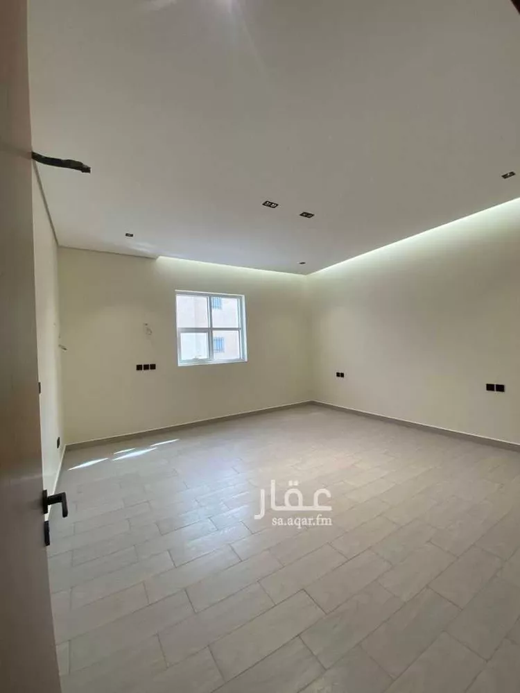 فيلا للإيجار في شارع حجر بن يزيد, حي النسيم الغربي, مدينة الرياض, منطقة الرياض صورة 2