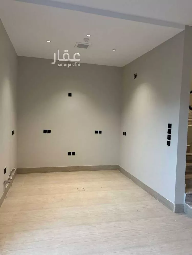 شقة للبيع في شارع ابن البرهان النحاس, حي الرمال, مدينة الرياض, منطقة الرياض 15