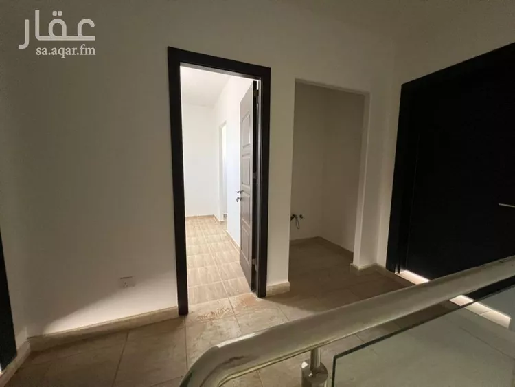 فيلا للإيجار في شارع أبي محمد الزيات, حي مطار الملك خالد الدولي, مدينة الرياض, منطقة الرياض صورة 3