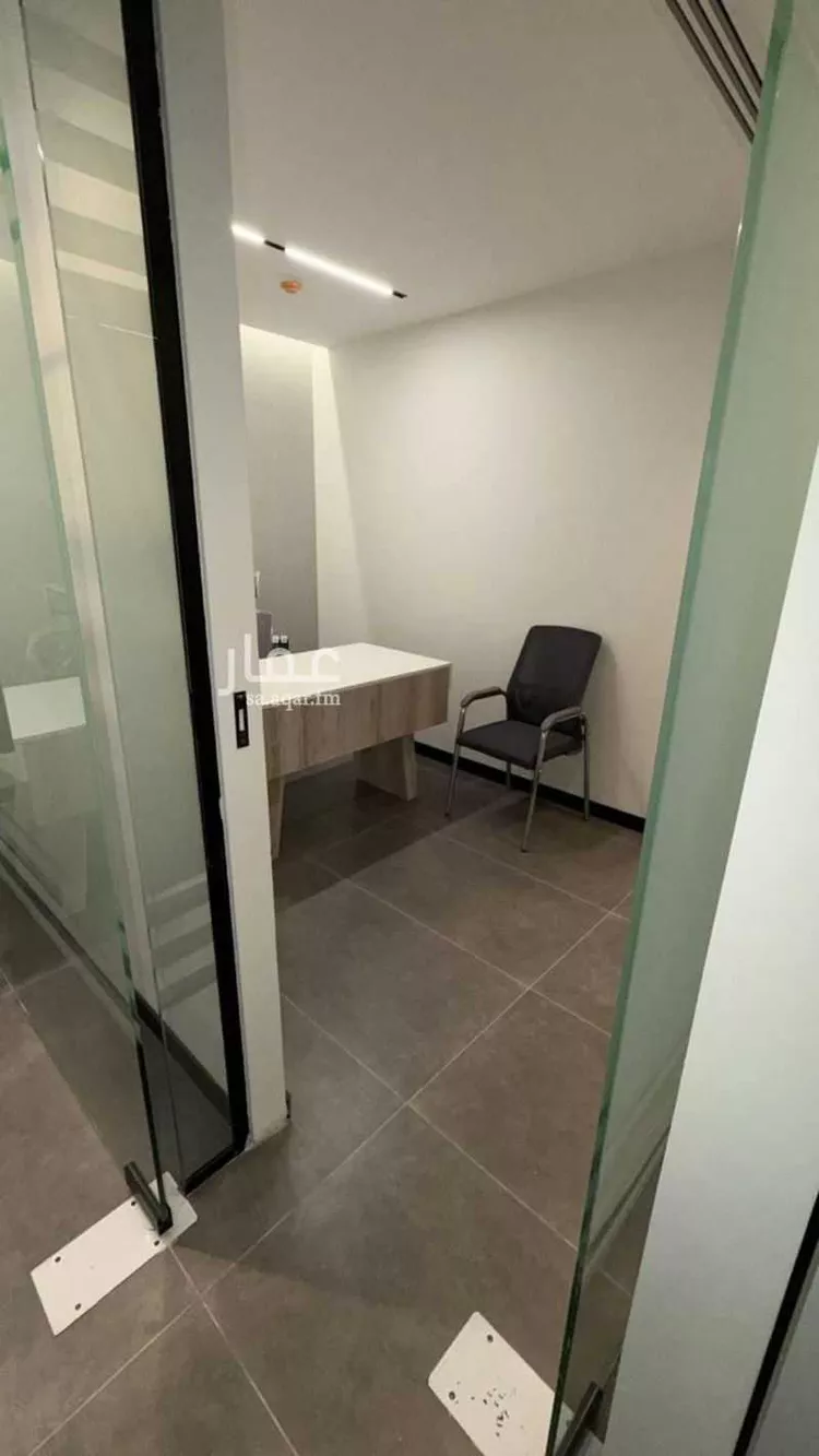 Commercial Office for Rent in Riyadh Al Malqa 13