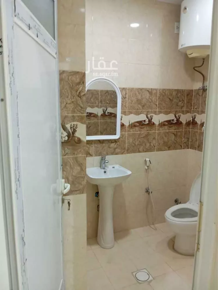 عمارة للإيجار في شارع الرفائع, حي القادسية, مدينة الدمام, المنطقة الشرقية صورة 4