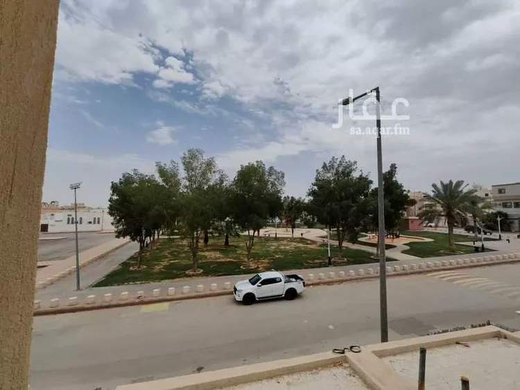 فيلا للبيع في شارع القاسم بن الطيلساني, حي العريجاء الأوسط, مدينة الرياض, منطقة الرياض 15