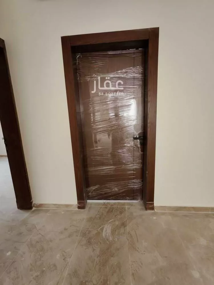 فيلا للبيع في شارع القاسم بن الطيلساني, حي العريجاء الأوسط, مدينة الرياض, منطقة الرياض 14