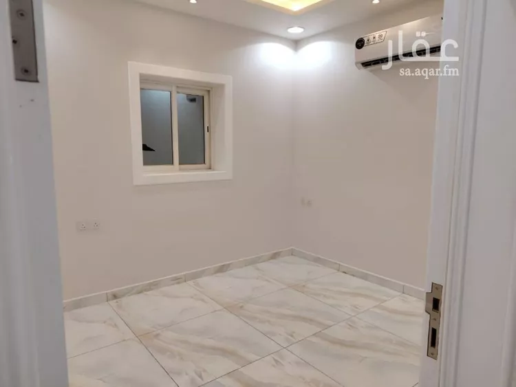شقة للإيجار في شارع الأمير سعد بن سعود بن فيصل, حي المعذر الشمالي, مدينة الرياض, منطقة الرياض صورة 3