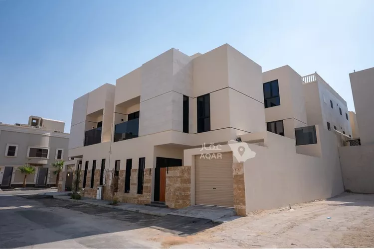 فيلا للبيع في شارع عمر ابن يوسف المقرئ, حي المهدية, مدينة الرياض, منطقة الرياض صورة 2