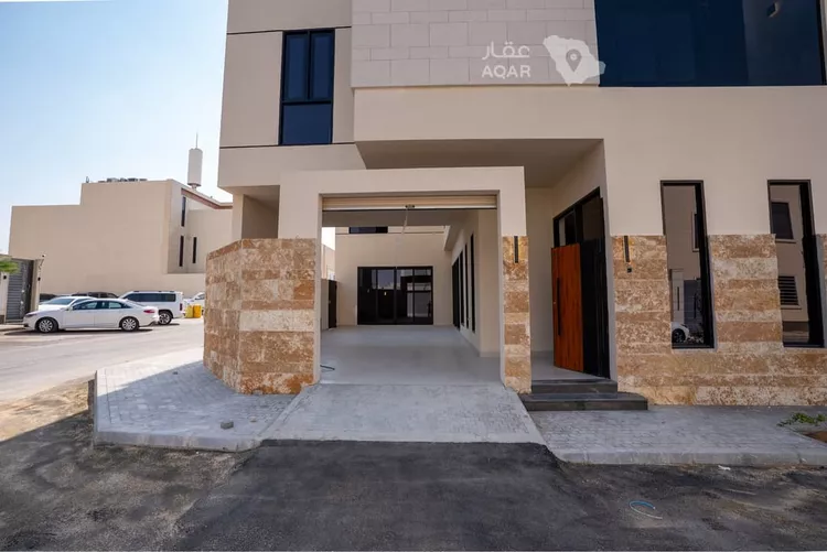 فيلا للبيع في شارع عمر ابن يوسف المقرئ, حي المهدية, مدينة الرياض, منطقة الرياض
