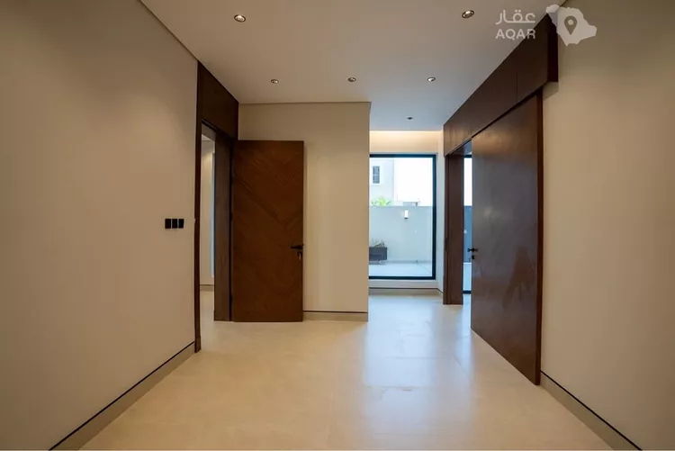 فيلا للبيع في شارع عمر ابن يوسف المقرئ, حي المهدية, مدينة الرياض, منطقة الرياض 11