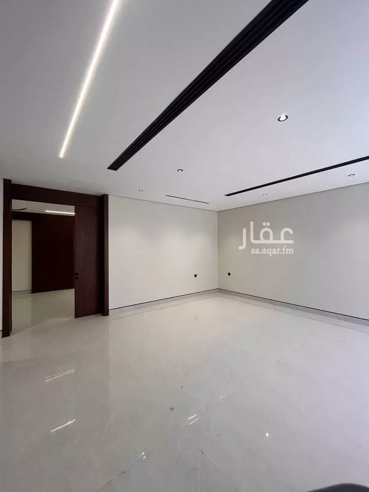 فيلا للبيع في شارع نصر بن مزاحم, حي المهدية, مدينة الرياض, منطقة الرياض صورة 2