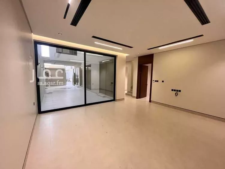فيلا للبيع في شارع نصر بن مزاحم, حي المهدية, مدينة الرياض, منطقة الرياض 10