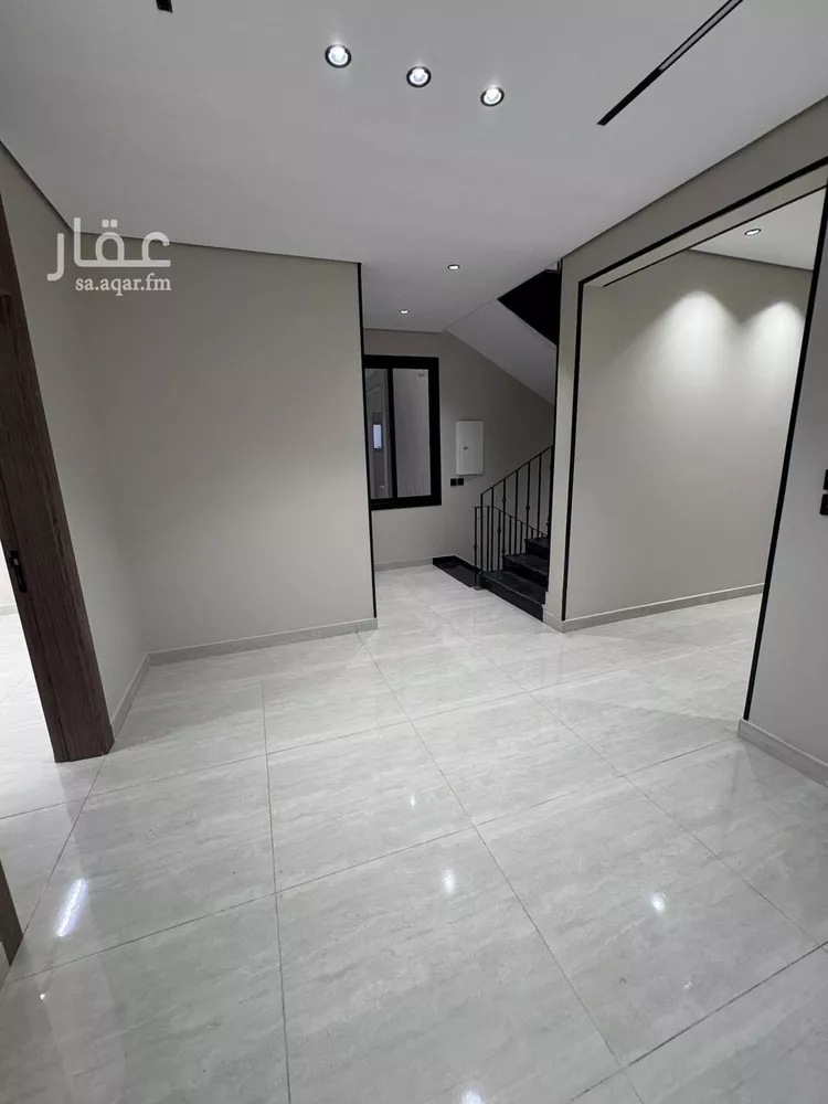 فيلا للبيع في شارع عبد الحميد الباهلي, حي الرحاب 1, مدينة جازان, منطقة جازان صورة 3