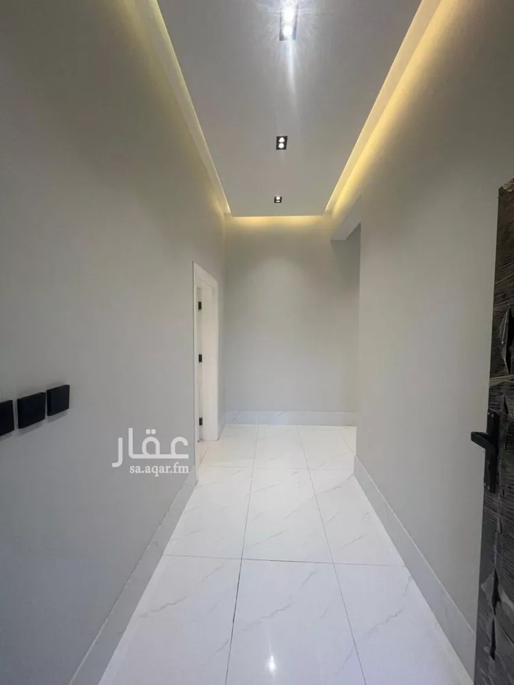 دور للبيع في شارع ميمونة بنت الحارث, حي الزهور, مدينة صامطة, منطقة جازان 6