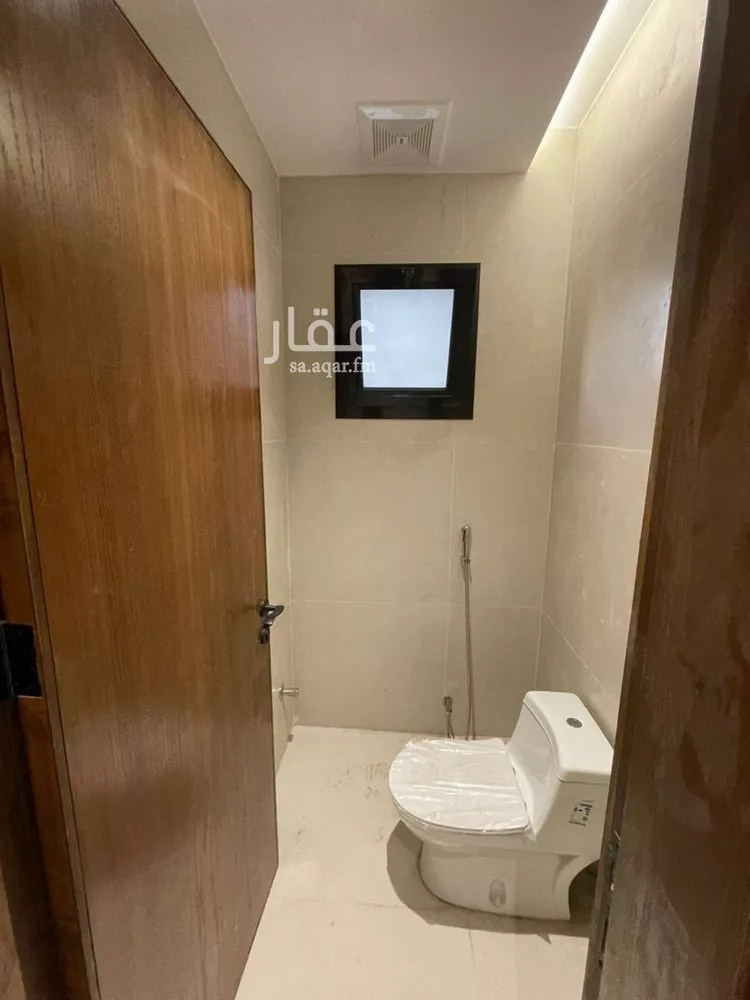 شقة للبيع في شارع أحمد عبد الله الفاسي, حي السويس 2, مدينة جازان, منطقة جازان صورة 3