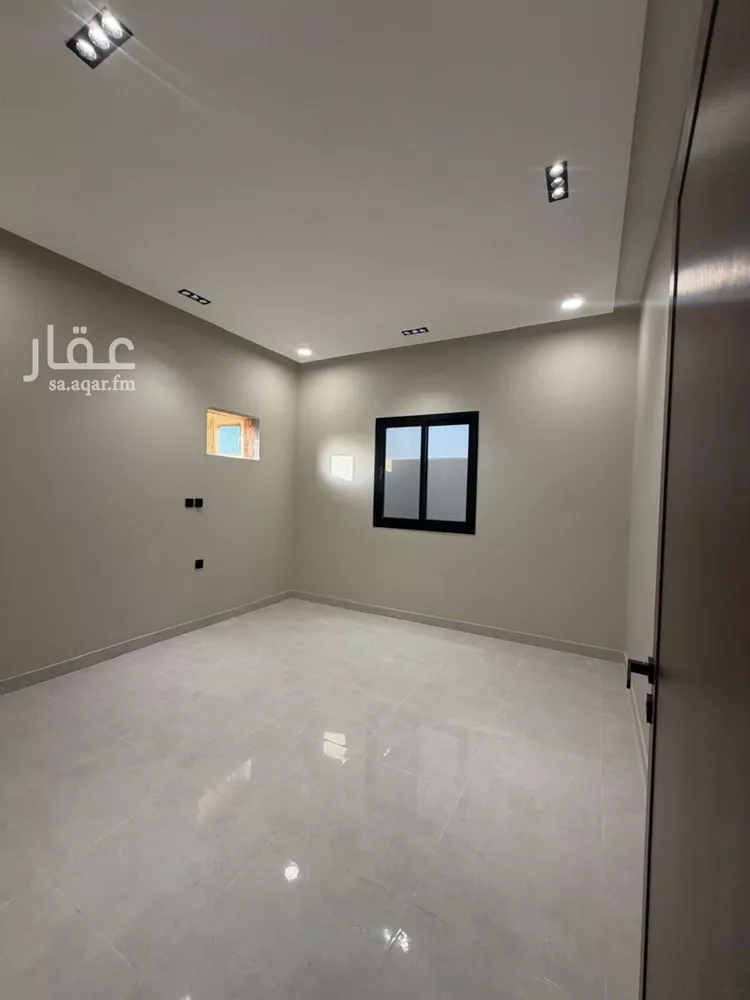 شقة للبيع في شارع محمد الرميح, حي السويس 1, مدينة جازان, منطقة جازان صورة 2