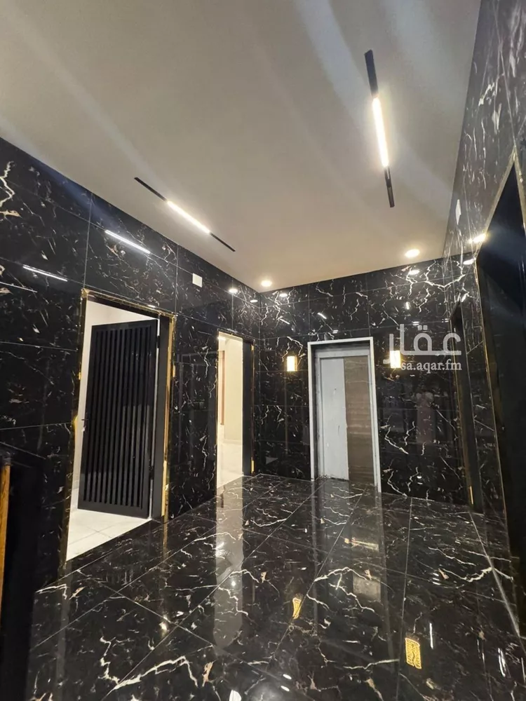 شقة للبيع في شارع شبيب بن يزيد, حي الرحاب 2, مدينة جازان, منطقة جازان صورة 2