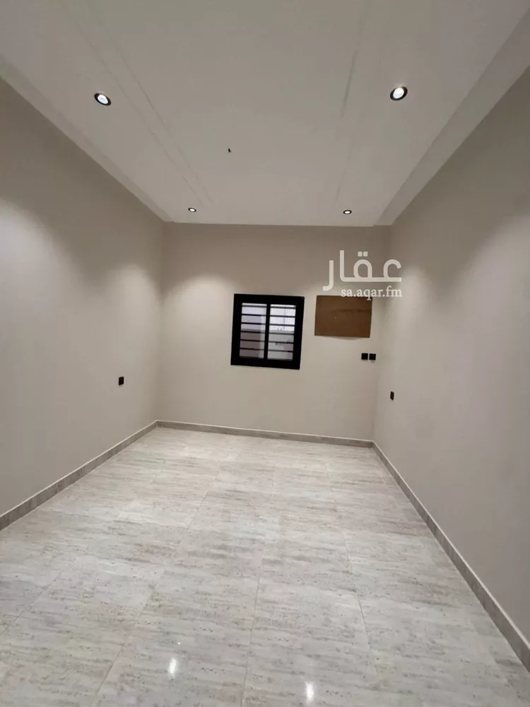 شقة للبيع في شارع شارع عبادة بن الصامت, حي المحمدية 2, مدينة جازان, منطقة جازان صورة 2
