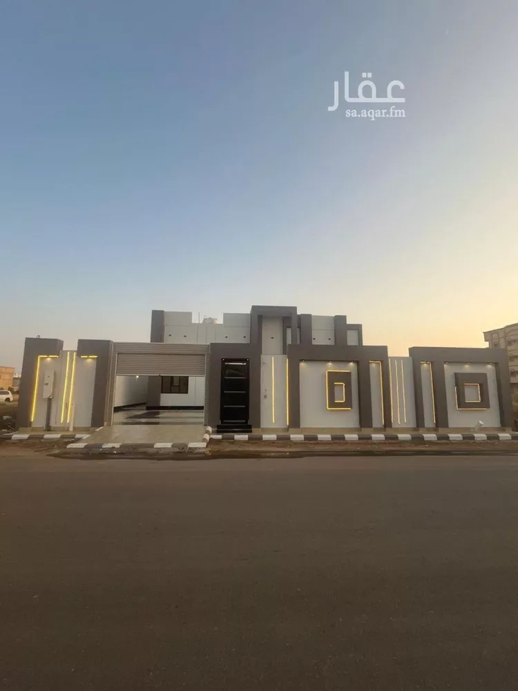 دور للبيع في شارع ميمونة بنت الحارث, حي الزهور, مدينة صامطة, منطقة جازان