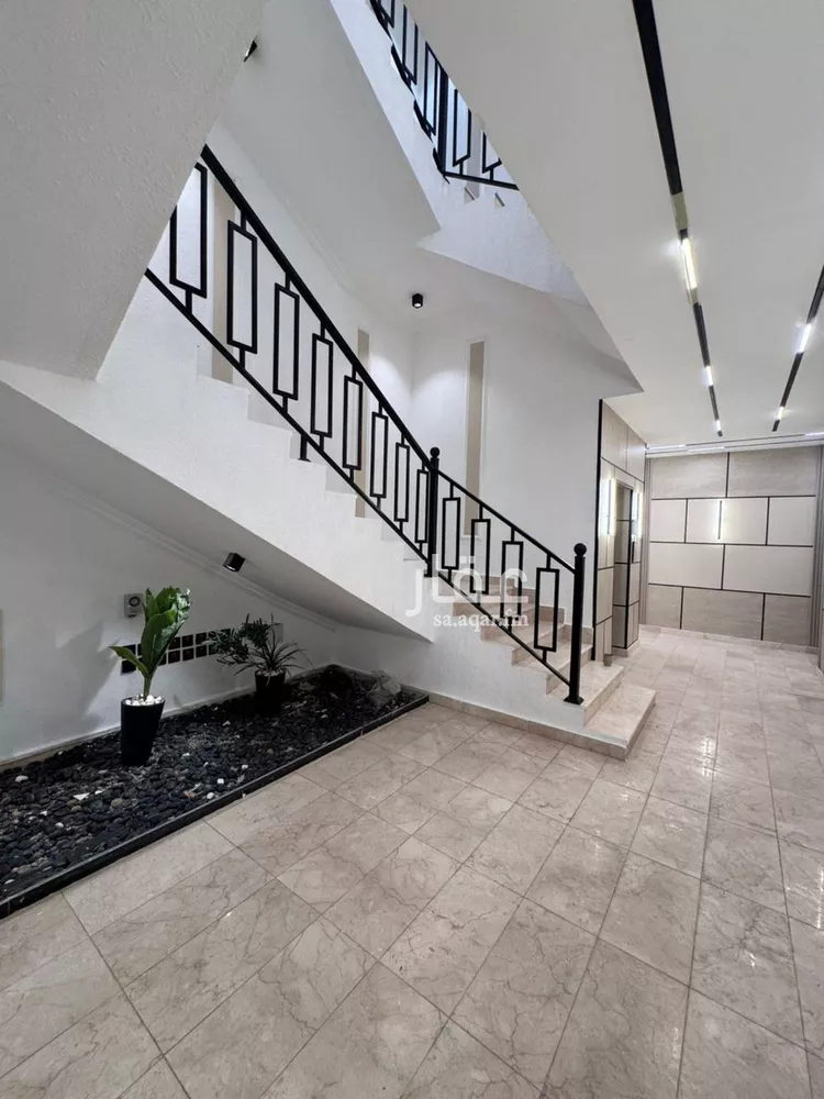 شقة للبيع في شارع شهيد الدين ثم الوطن عبدالله شيبان حسن حمدي, حي الشاطئ, مدينة جازان, منطقة جازان صورة 4