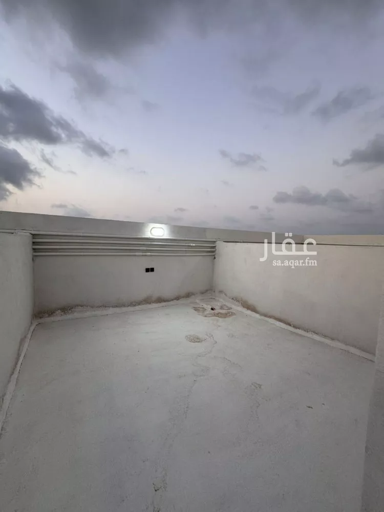 شقة للبيع في شارع شارع شهيد الدين ثم الوطن كمال يعقوب محسن حكمي, حي السويس 1, مدينة جازان, منطقة جازان صورة 2