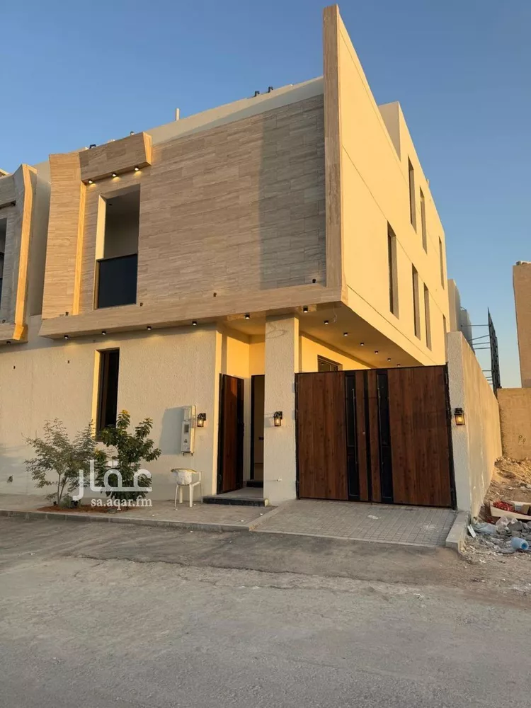 فيلا للبيع في شارع السيل الكبير, حي المهدية, مدينة الرياض, منطقة الرياض صورة 2
