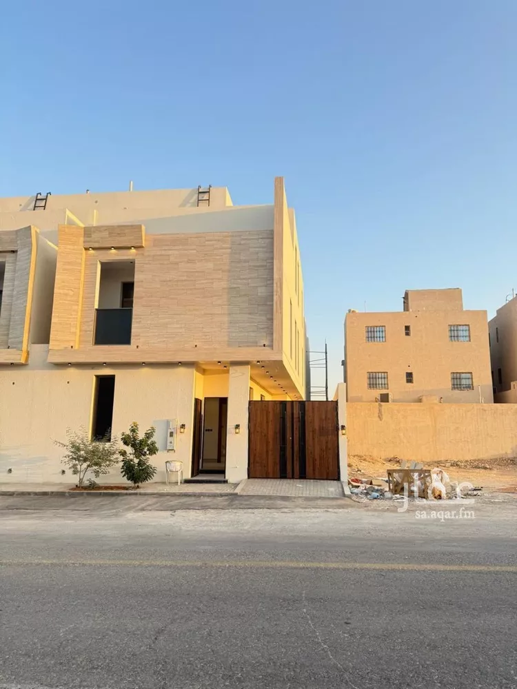 فيلا للبيع في شارع السيل الكبير, حي المهدية, مدينة الرياض, منطقة الرياض صورة 2
