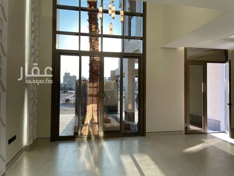 فيلا للبيع في شارع أبي العباس الصقلي, حي المهدية, مدينة الرياض, منطقة الرياض صورة 5