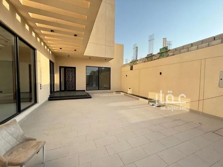 فيلا للبيع في شارع محمد بن عيسى العدني, حي المهدية, مدينة الرياض, منطقة الرياض صورة 4
