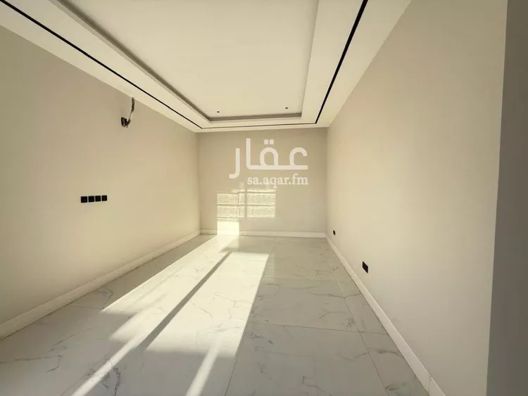 فيلا للبيع في شارع محمد بن عيسى العدني, حي المهدية, مدينة الرياض, منطقة الرياض 16