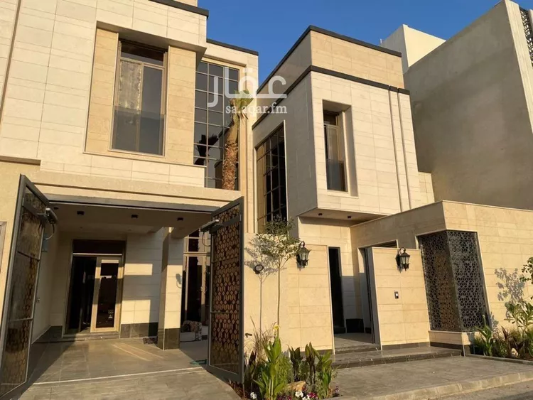 فيلا للبيع في شارع أبي العباس الصقلي, حي المهدية, مدينة الرياض, منطقة الرياض صورة 2