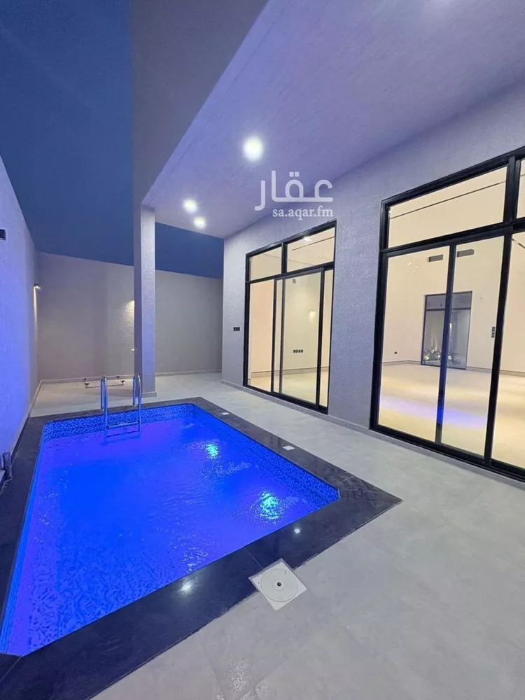 فيلا للبيع في شارع أحمد الكازروني, حي المهدية, مدينة الرياض, منطقة الرياض صورة 3