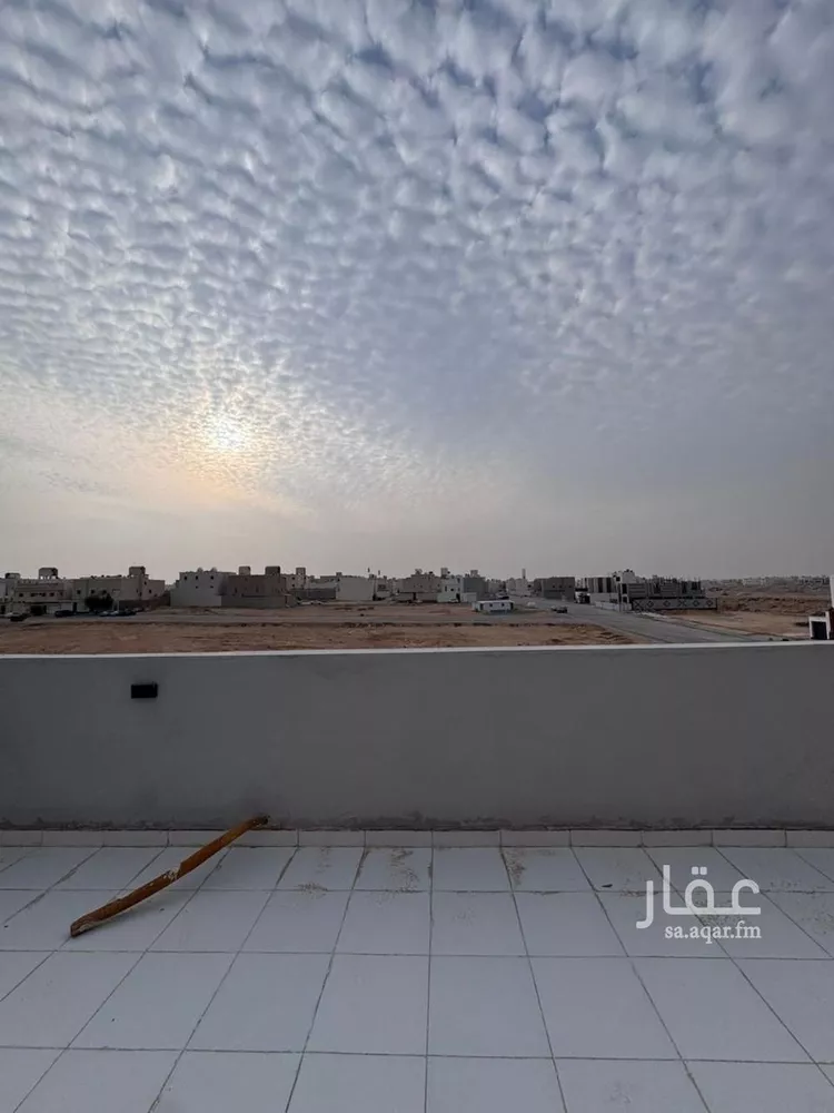 فيلا للبيع في شارع السيل الكبير, حي المهدية, مدينة الرياض, منطقة الرياض صورة 2