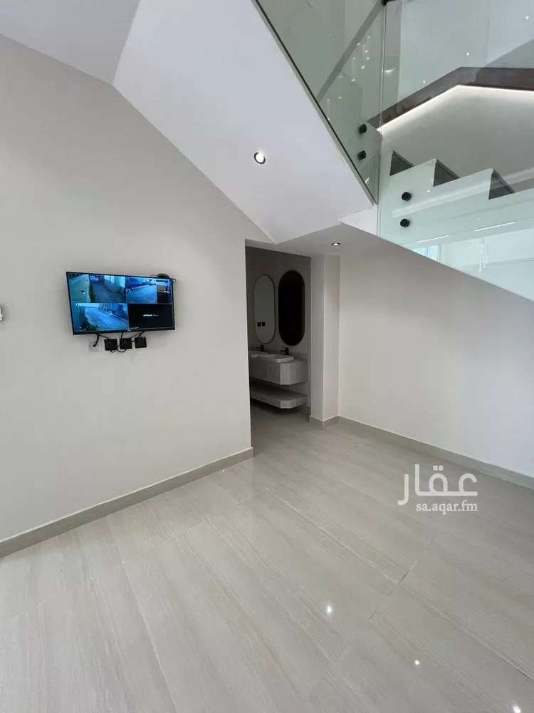 فيلا للبيع في شارع السيل الكبير, حي المهدية, مدينة الرياض, منطقة الرياض 16