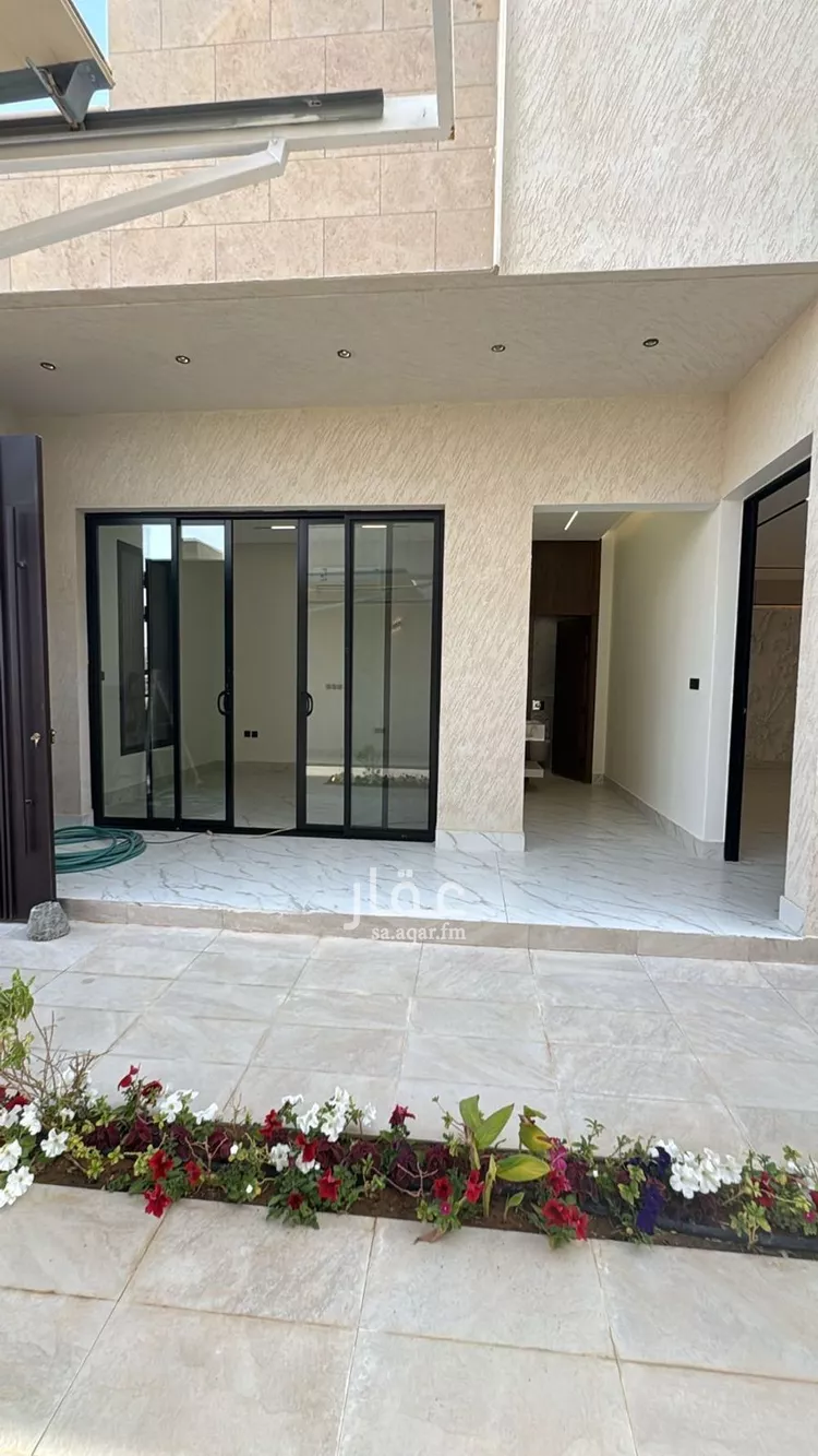 فيلا للبيع في شارع السيل الكبير, حي المهدية, مدينة الرياض, منطقة الرياض صورة 5