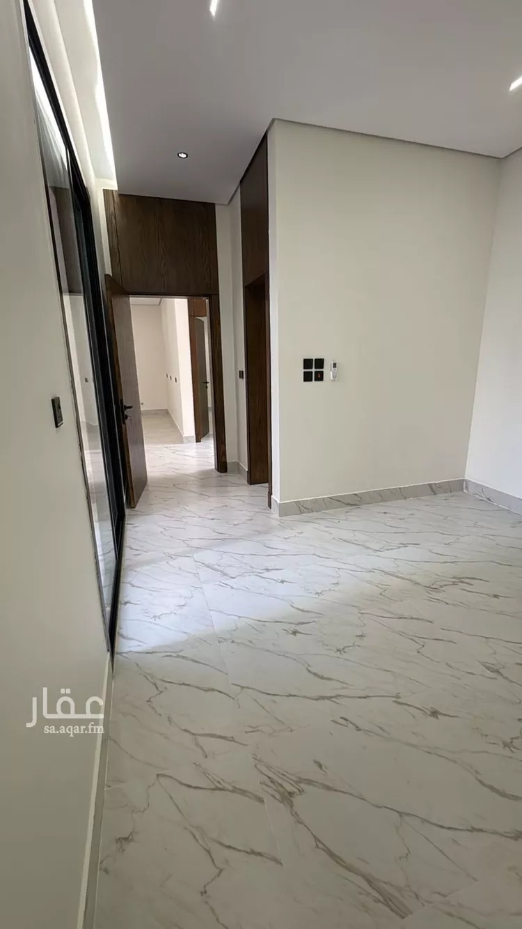 فيلا للبيع في شارع السيل الكبير, حي المهدية, مدينة الرياض, منطقة الرياض 7