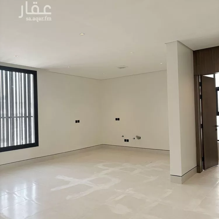 دور للبيع في شارع عائشة بنت ابي بكر, حي شبرا, مدينة الرياض, منطقة الرياض صورة 2