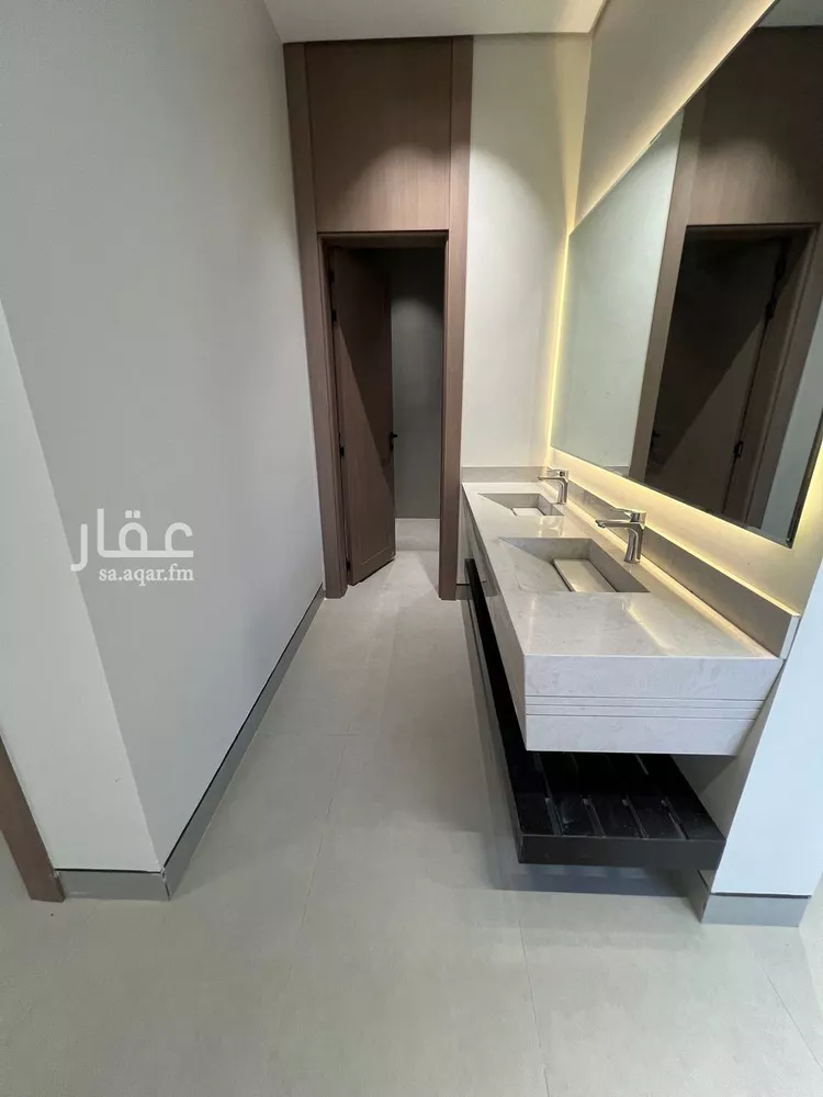 فيلا للبيع في شارع إبراهيم بن محمد الزمزمي, حي المهدية, مدينة الرياض, منطقة الرياض 6