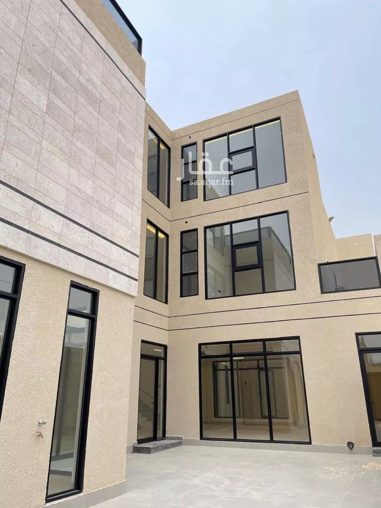 فيلا للبيع في شارع أحمد مفتي المكي الحنفي, حي المهدية, مدينة الرياض, منطقة الرياض صورة 4