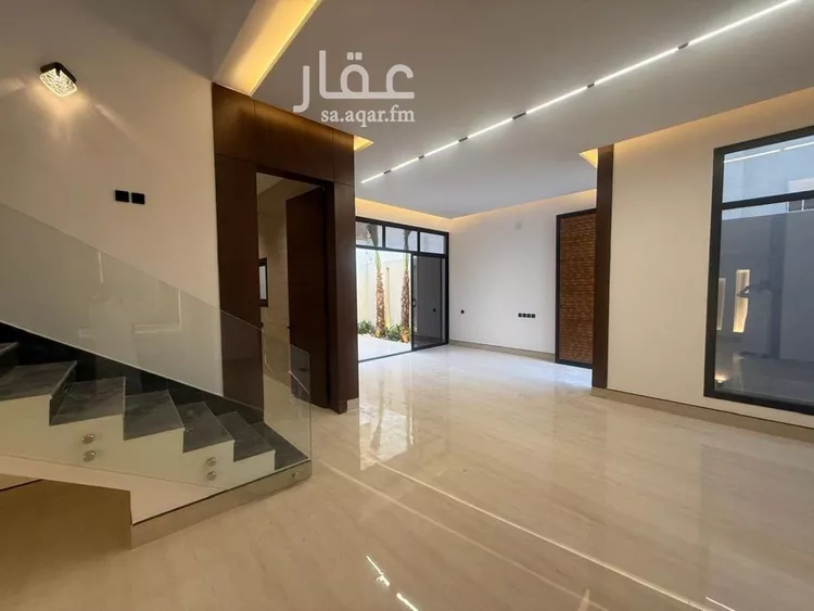 فيلا للبيع في شارع أحمد مفتي المكي الحنفي, حي المهدية, مدينة الرياض, منطقة الرياض صورة 3