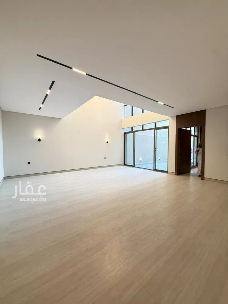 فيلا للبيع في شارع السيل الكبير, حي المهدية, مدينة الرياض, منطقة الرياض صورة 3