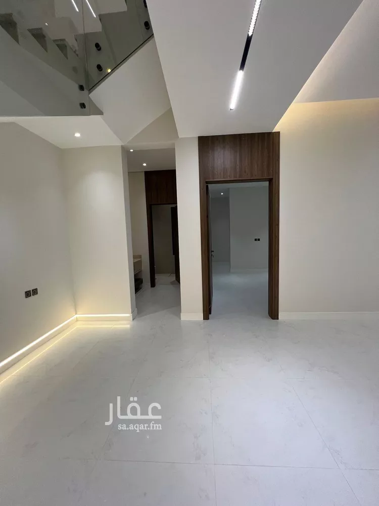 فيلا للبيع في شارع أبي بكر الآجري, حي المهدية, مدينة الرياض, منطقة الرياض صورة 4