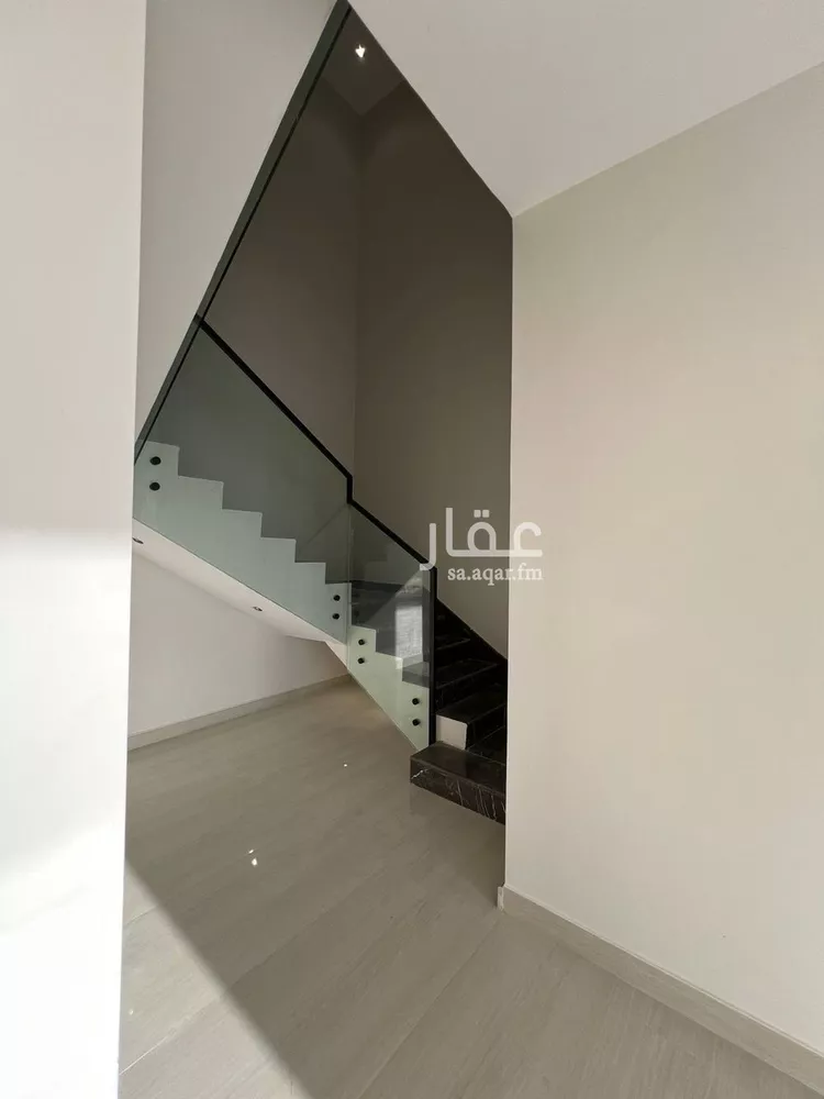 فيلا للبيع في شارع السيل الكبير, حي المهدية, مدينة الرياض, منطقة الرياض 19