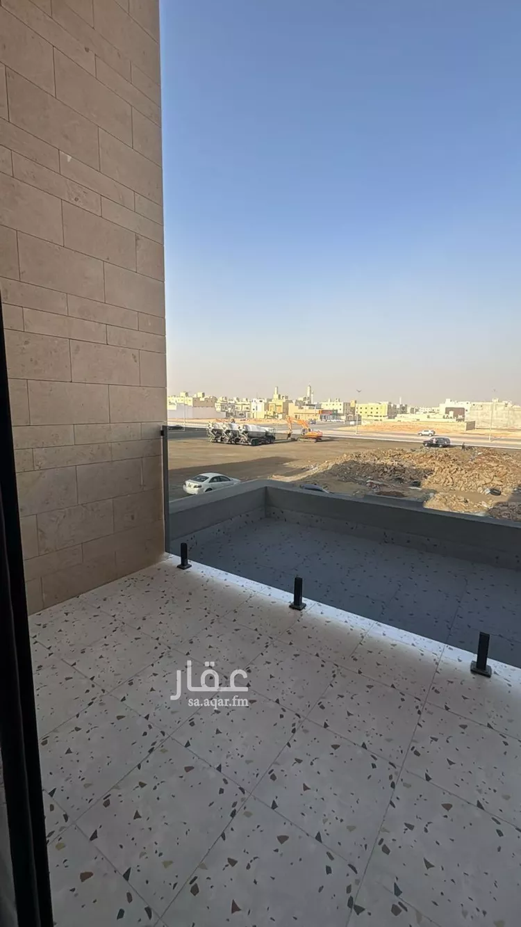 فيلا للبيع في شارع السيل الكبير, حي المهدية, مدينة الرياض, منطقة الرياض 18
